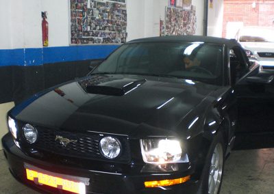 Tapizado de coche Ford Mustang en Madrid