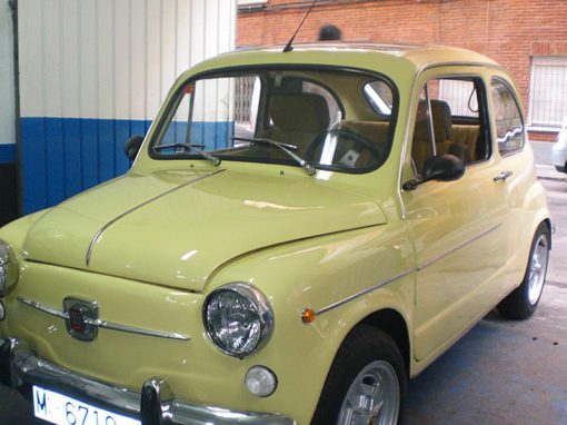 Tapizado de SEAT 600