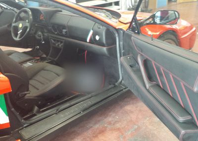 tapizados de asientos de Ferrari en Madrid