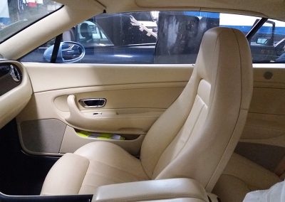 tapizado de coche Bentley en Madrid