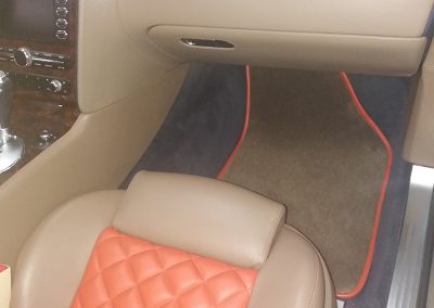 tapizado de coche Bentley en Madrid