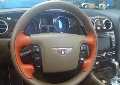 tapizado de coche Bentley en Madrid